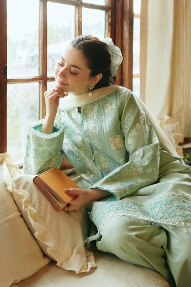 3PC EMBROIDERED LAWN SUIT - SR-134