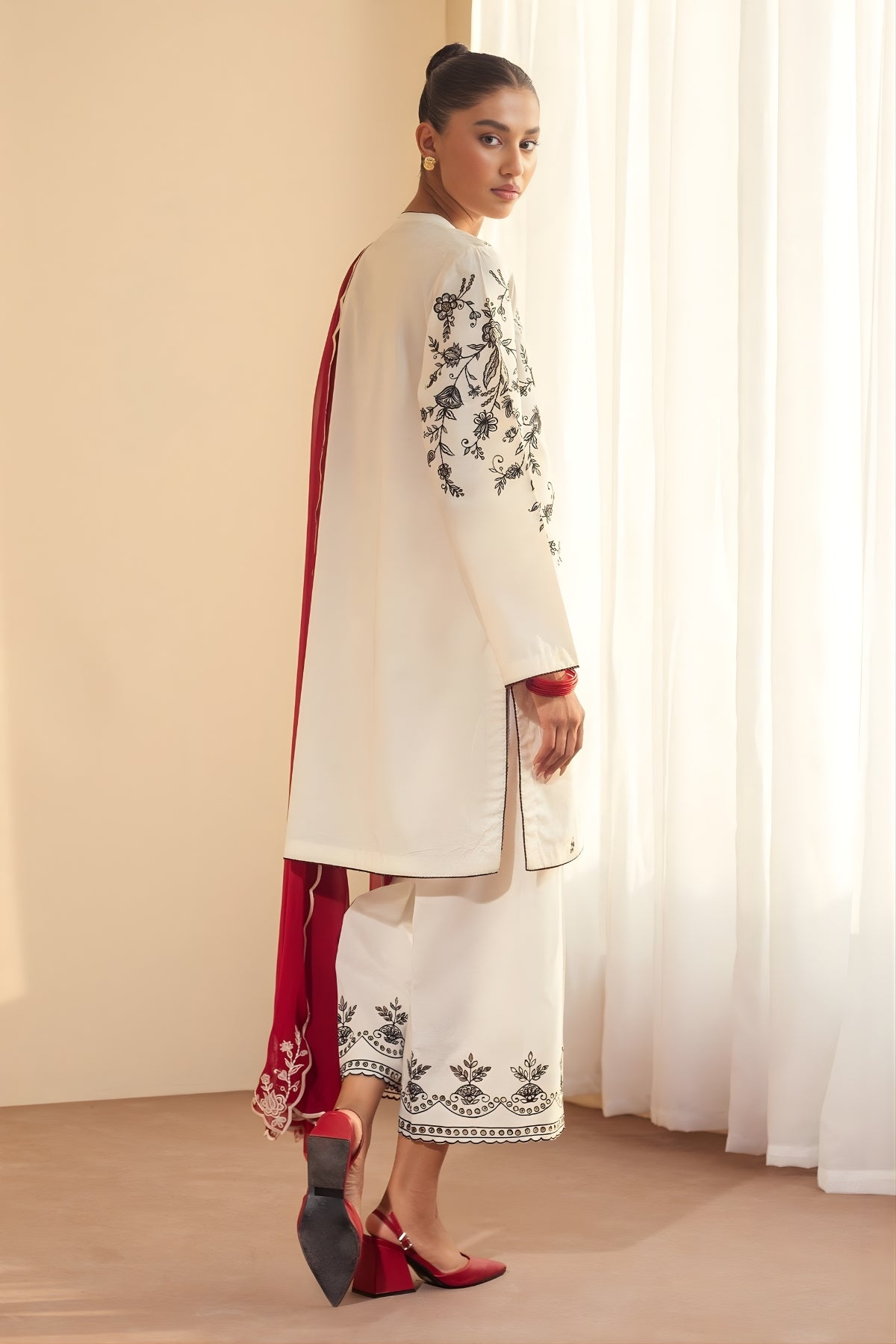 3PC LAWN EMBROIDERED SUIT SR - 499