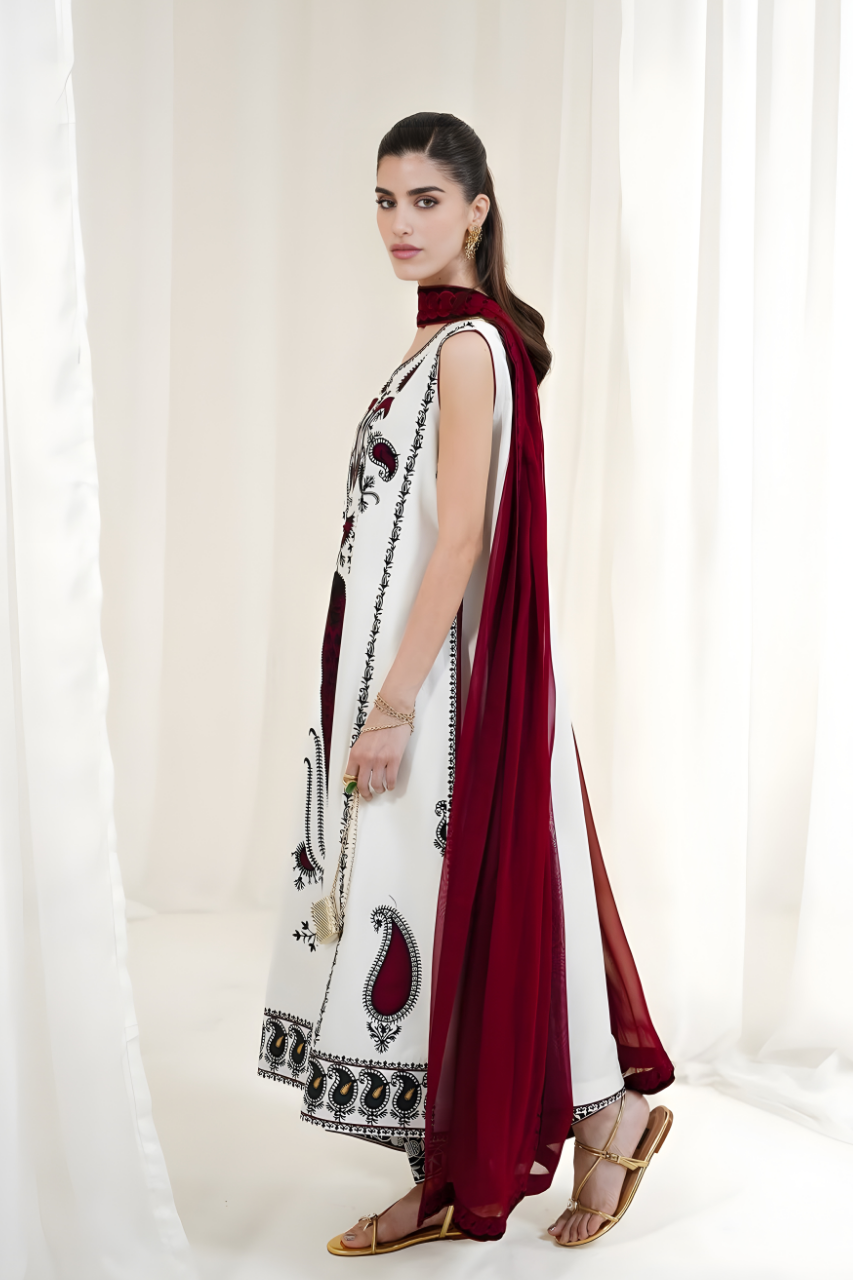 3PC EMBROIDERED LAWN SUIT - SR-703