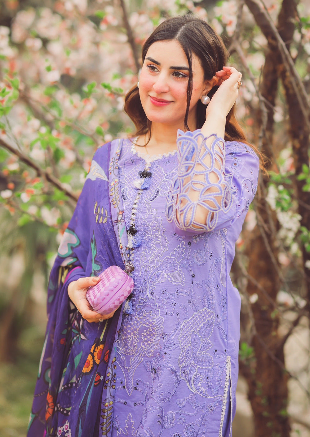 3PC EMBROIDERED LAWN SUIT - SR-186
