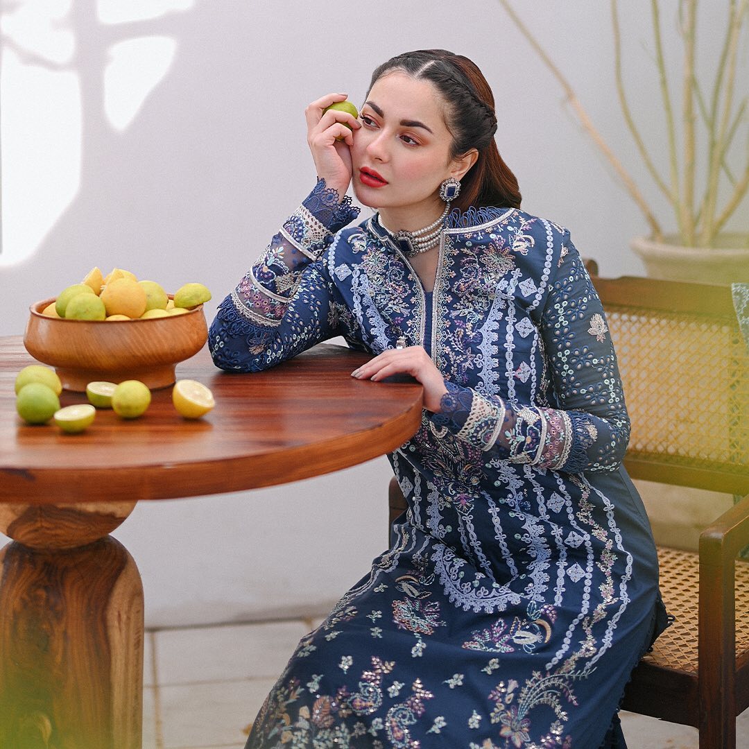 3PC EMBROIDERED LAWN SUIT - SR-181