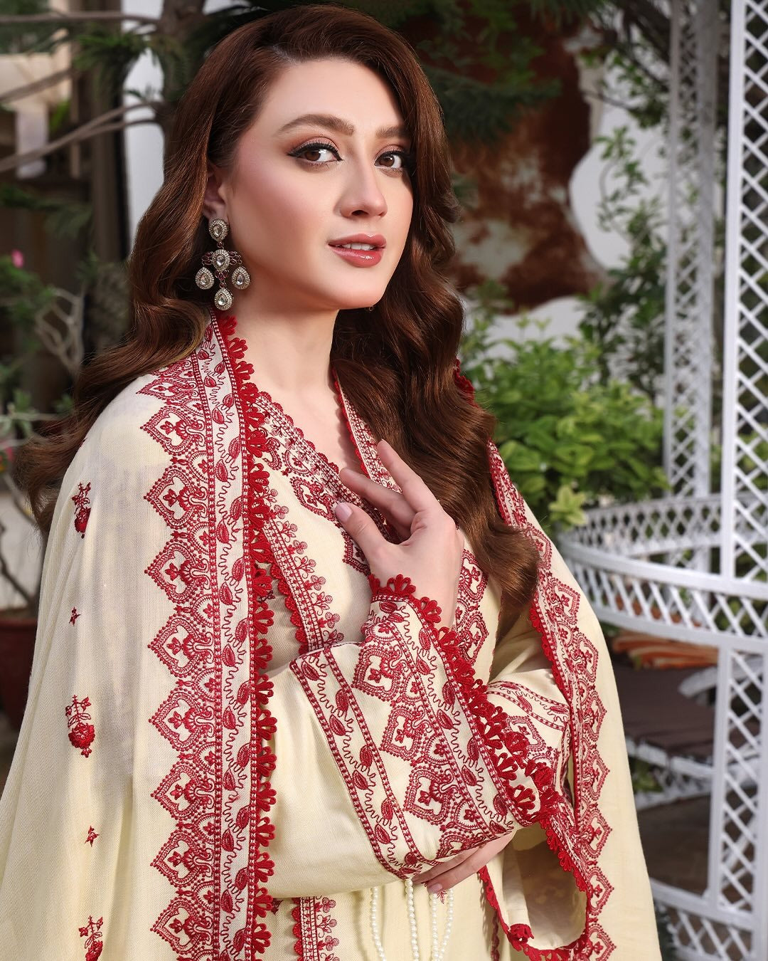 3PC EMBROIDERED DHANAK DRESS RO - 563