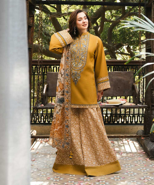 3PC EMBROIDERED LAWN SUIT - SR-522
