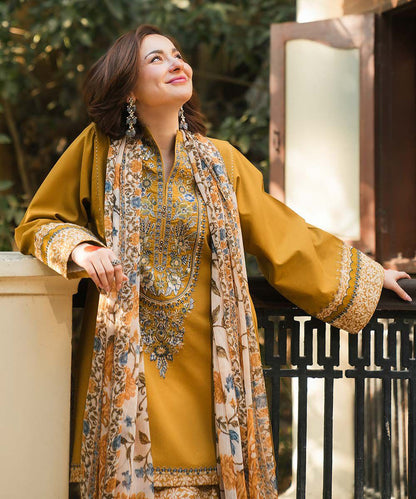 3PC EMBROIDERED LAWN SUIT - SR-522