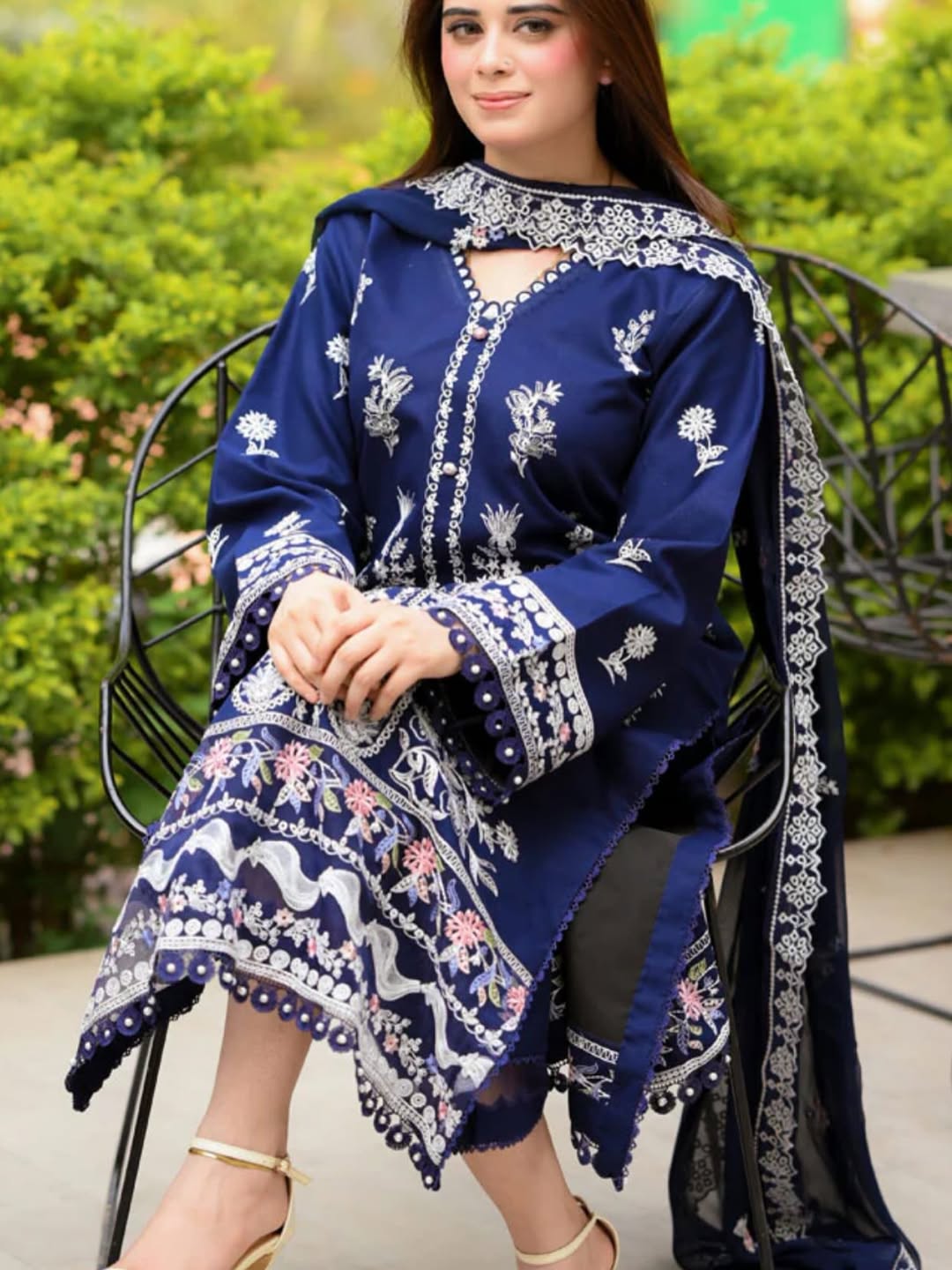 3PC EMBROIDERED LAWN SUIT SR - 509