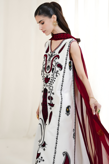 3PC EMBROIDERED LAWN SUIT - SR-703