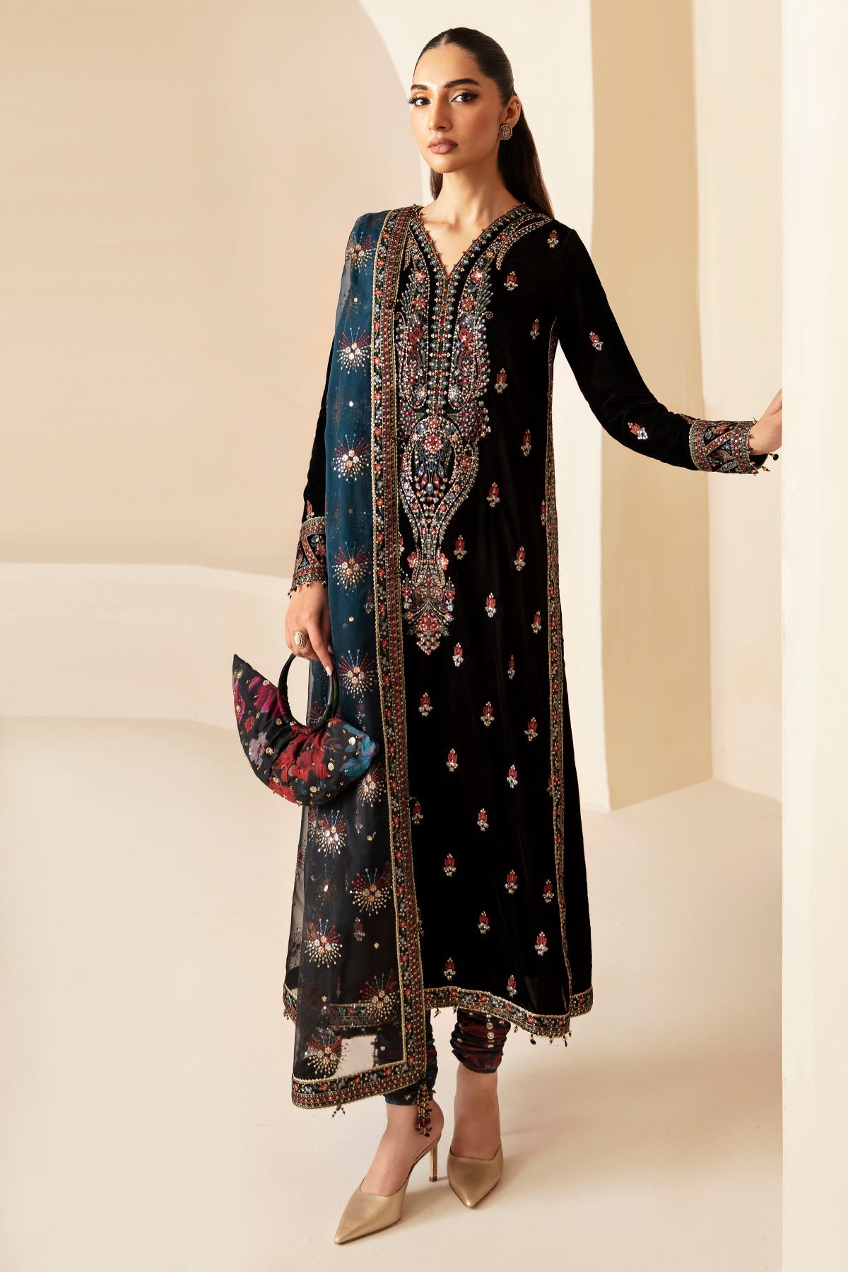 3PC EMBROIDERED MICRO 9000 VELVET DRESS - RO-621