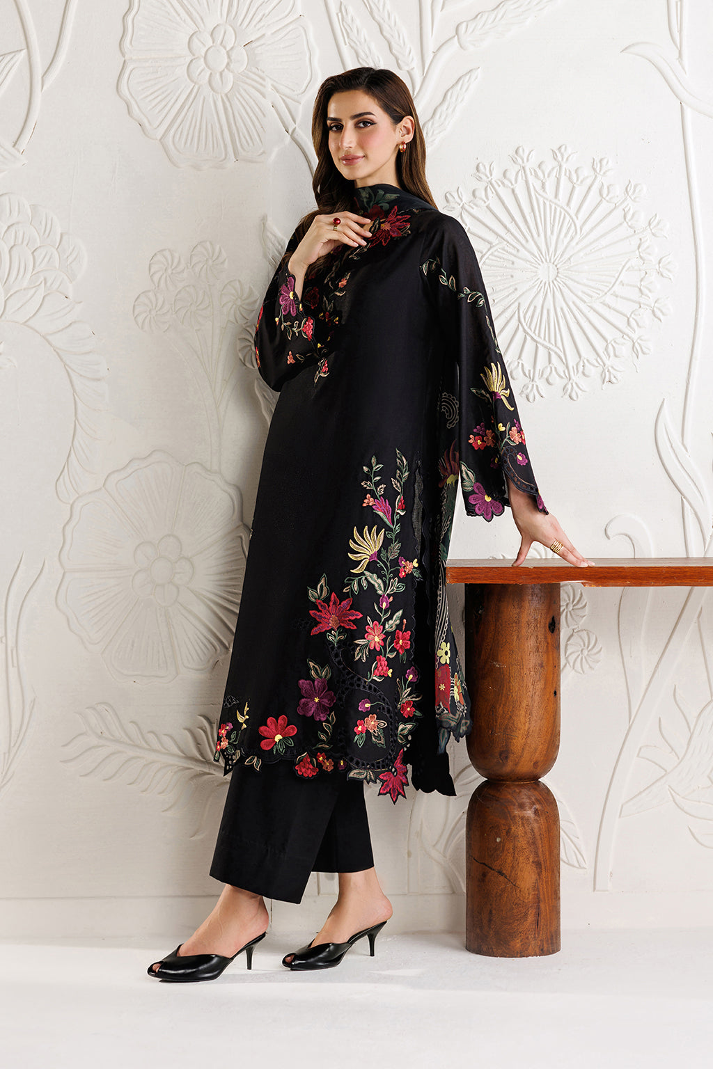 3PC EMBROIDERED DHANAK DRESS IZ-2955