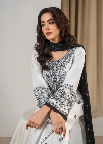 3PC EMBROIDED LAWN SUIT SR - 704 - Rangoli Store