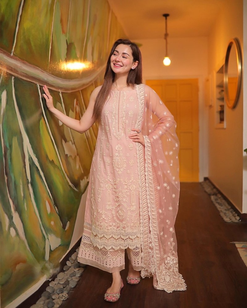 3PC EMBROIDERED LAWN SUIT - SR - 456 - Rangoli Store