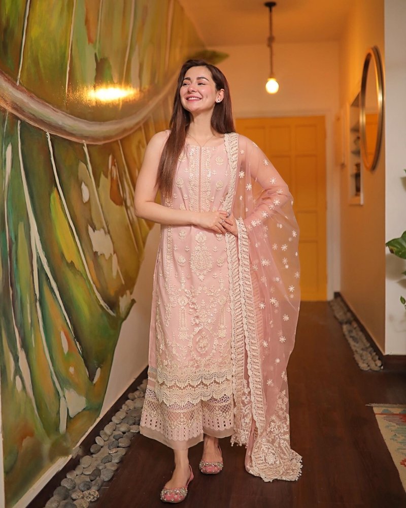 3PC EMBROIDERED LAWN SUIT - SR - 456 - Rangoli Store