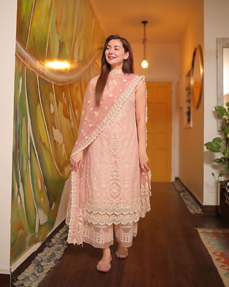 3PC EMBROIDERED LAWN SUIT - SR - 456 - Rangoli Store