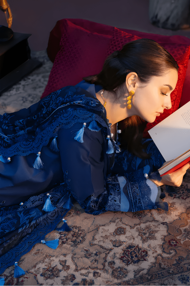 3PC EMBROIDERED LAWN SUIT - SR - 658 - Rangoli Store