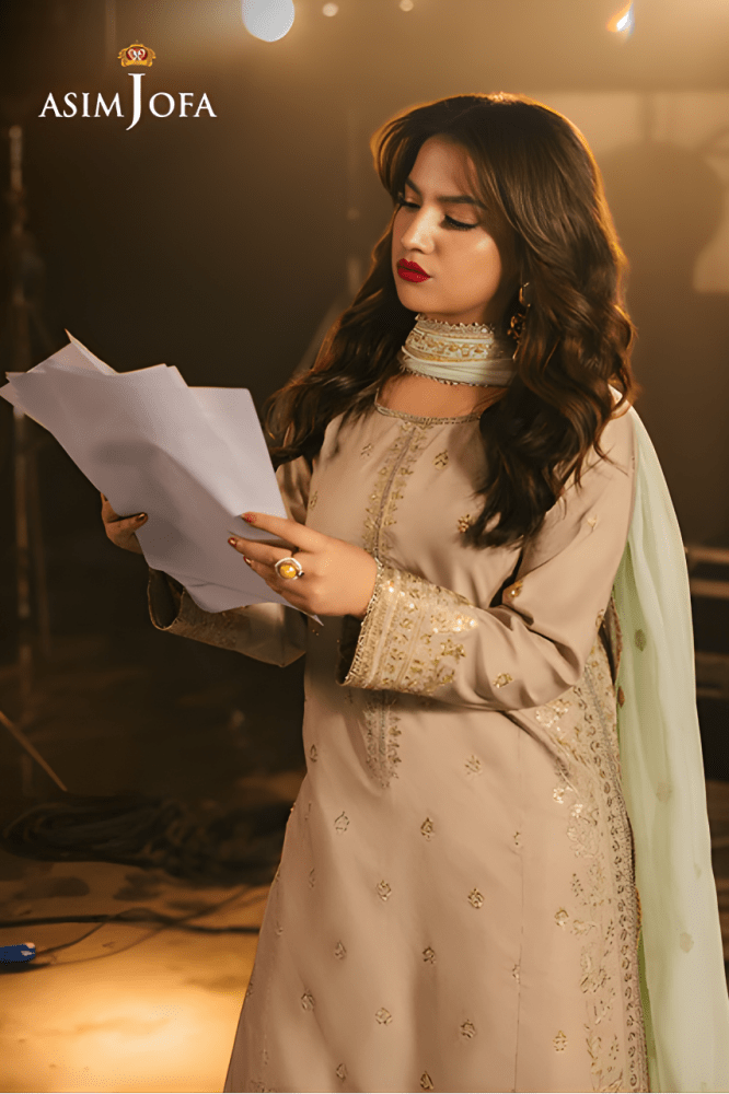 3PC EMBROIDERED LAWN SUIT - SR - 660 - Rangoli Store