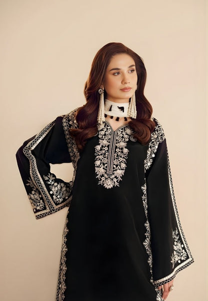 3PC EMBROIDERED LAWN SUIT - SR - 694 - Rangoli Store