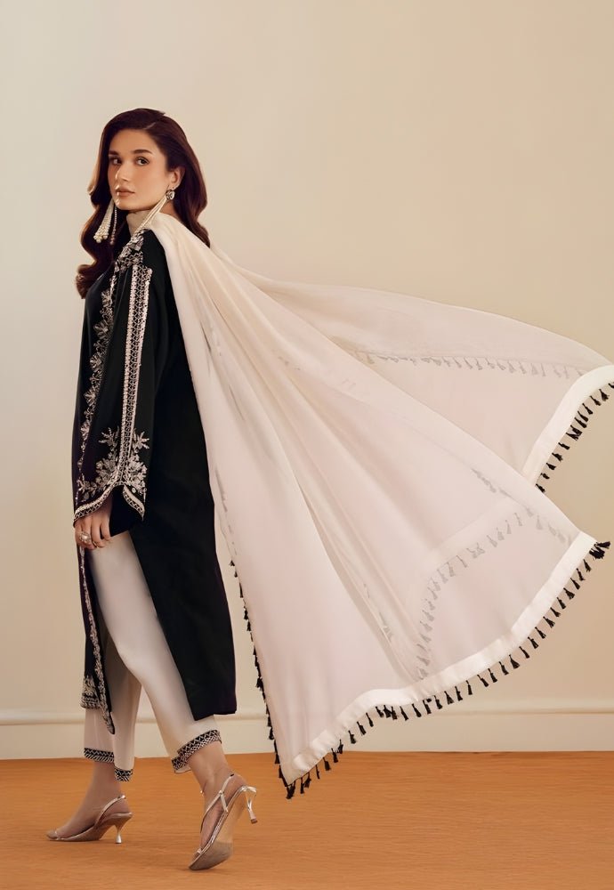 3PC EMBROIDERED LAWN SUIT - SR - 694 - Rangoli Store