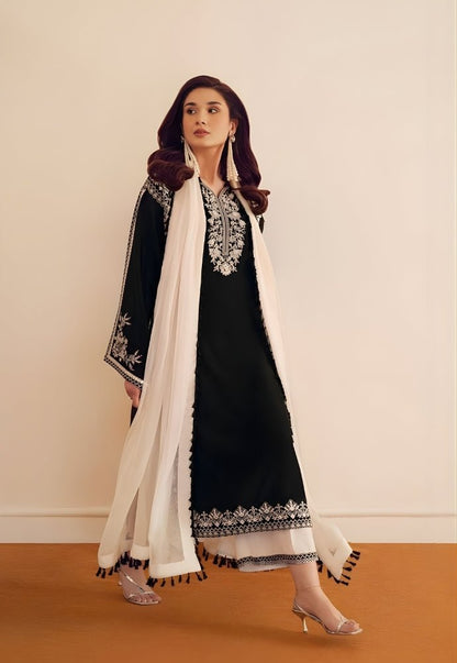 3PC EMBROIDERED LAWN SUIT - SR - 694 - Rangoli Store