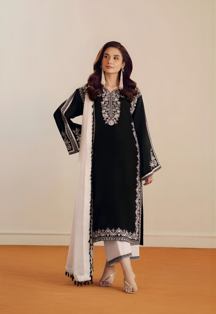 3PC EMBROIDERED LAWN SUIT - SR - 694 - Rangoli Store