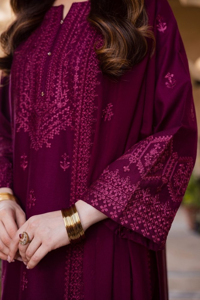 3PC EMBROIDERED LAWN SUIT - SR - 758 - Rangoli Store