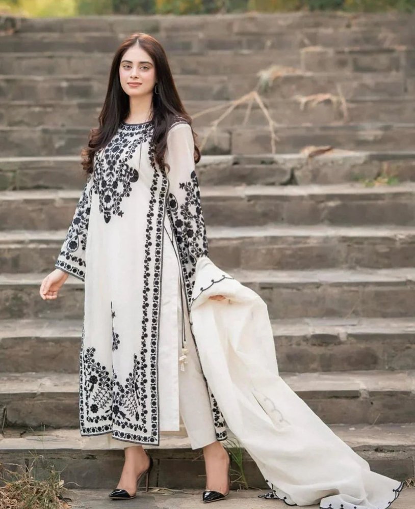3PC EMBROIDERED LAWN SUIT - SR-773 - Rangoli Store