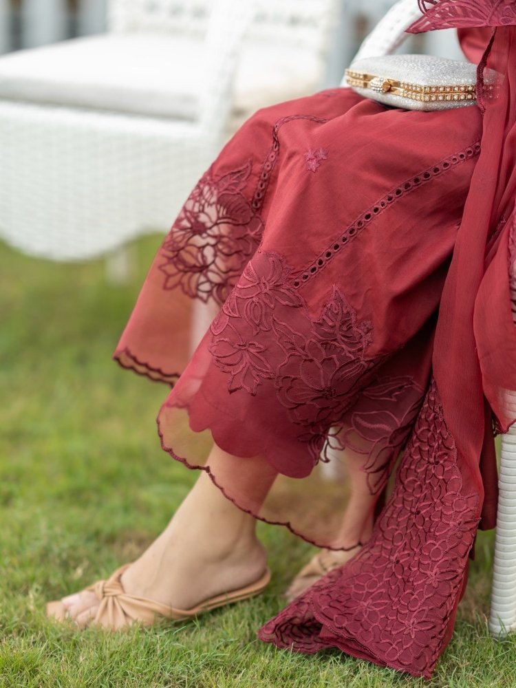 3PC LAWN EMBROIDERED SUIT SR - 651 (Copy) - Rangoli Store