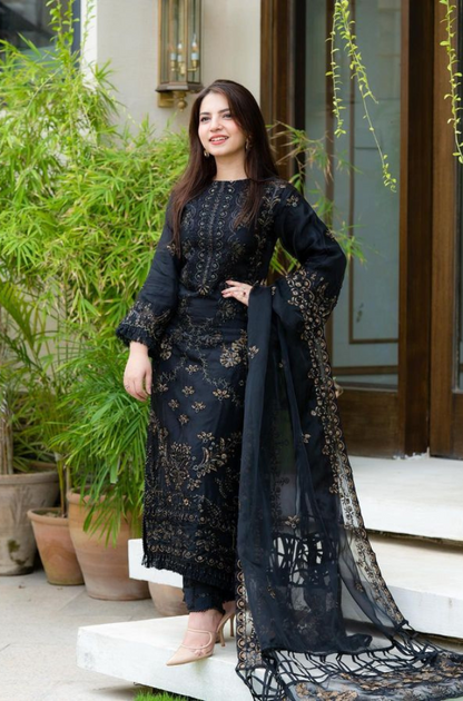 3PC EMBROIDERED LAWN SUIT - SR-130