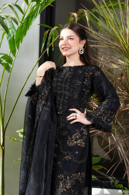 3PC EMBROIDERED LAWN SUIT - SR-130