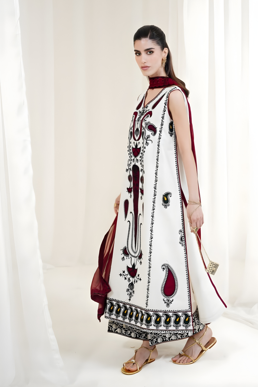 3PC EMBROIDERED LAWN SUIT - SR-703