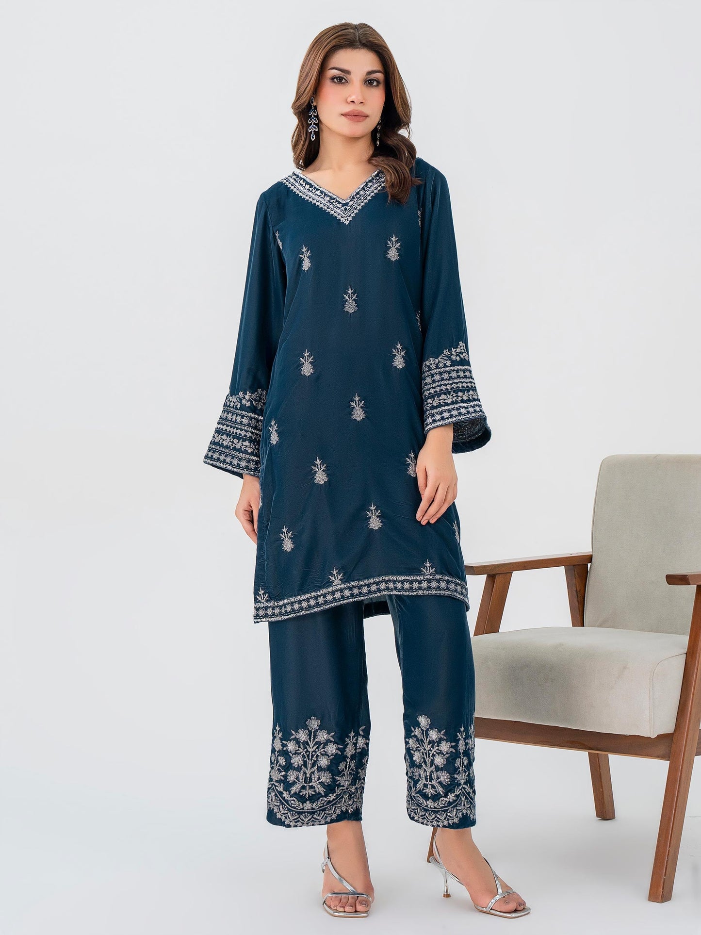 2PC EMBROIDERED MICRO 9000 VELVET DRESS - RO-571