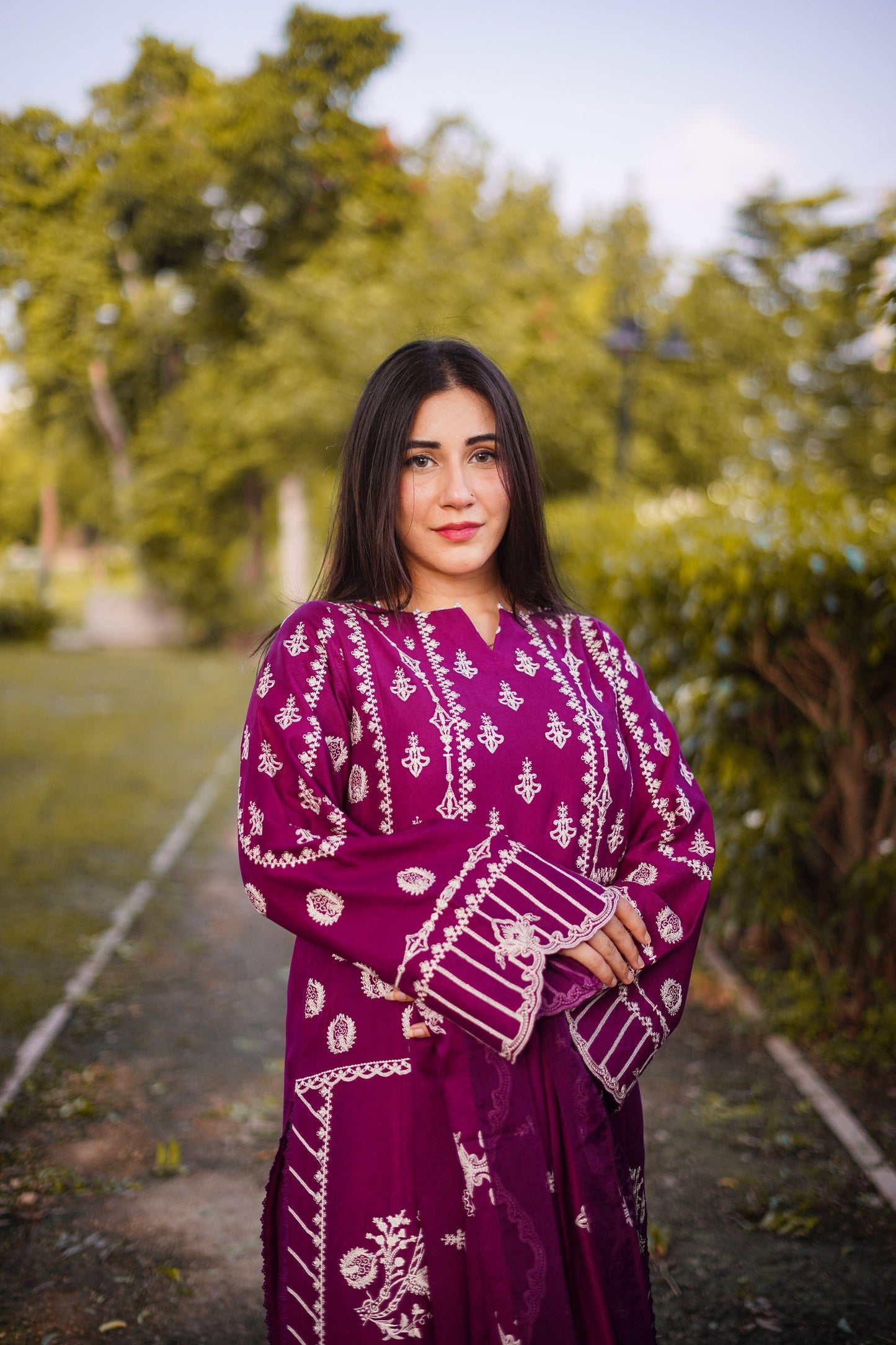 3PC EMBROIDERED DHANAK DRESS RO - 575