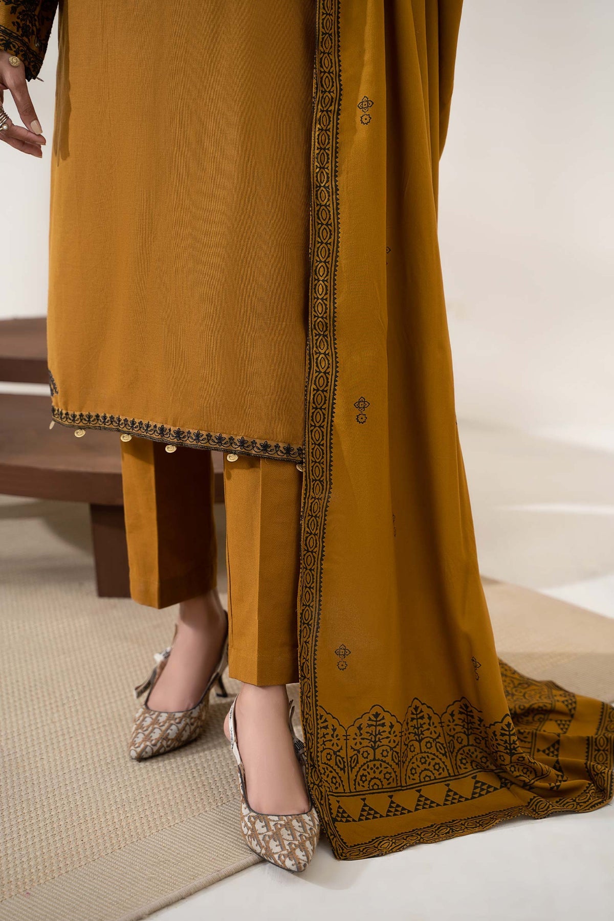 3PC EMBROIDERED DHANAK DRESS RO - 396