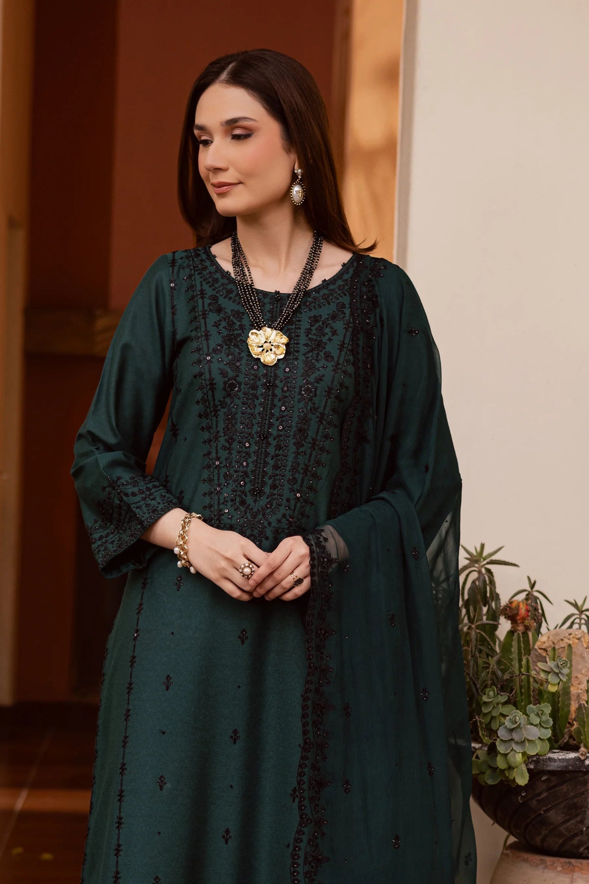 3PC EMBROIDERED DHANAK DRESS BT-3085