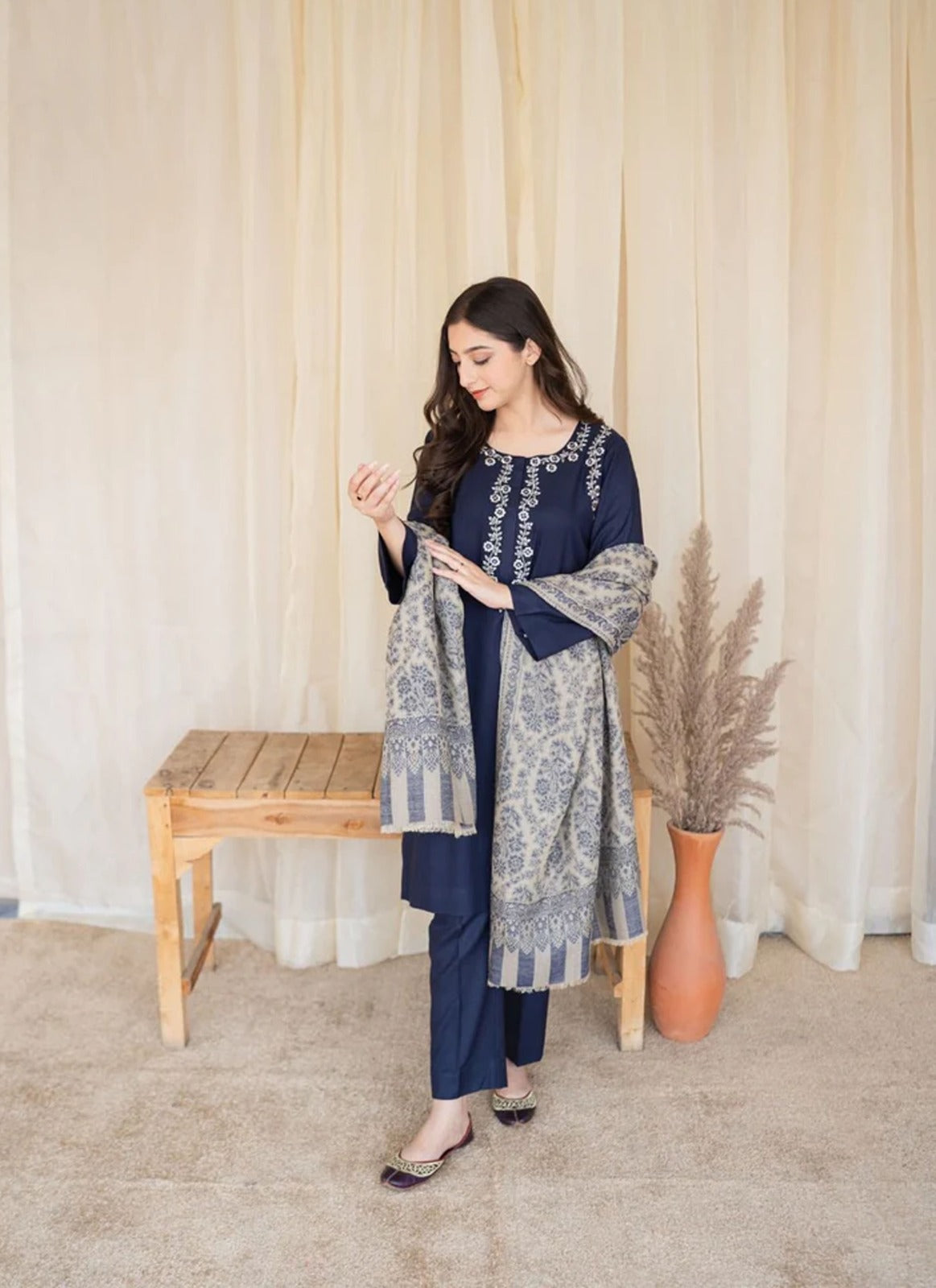 3PC EMBROIDERED LAWN SUIT - SR-373