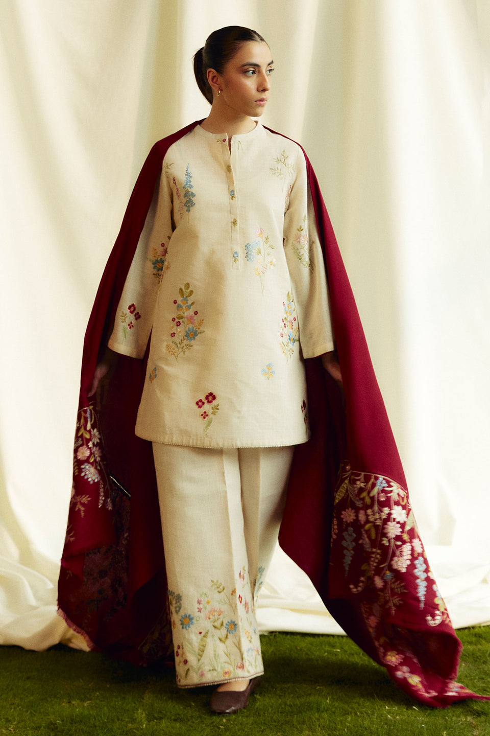 3PC EMBROIDERED SLUB KHADDAR DRESS RO - 416