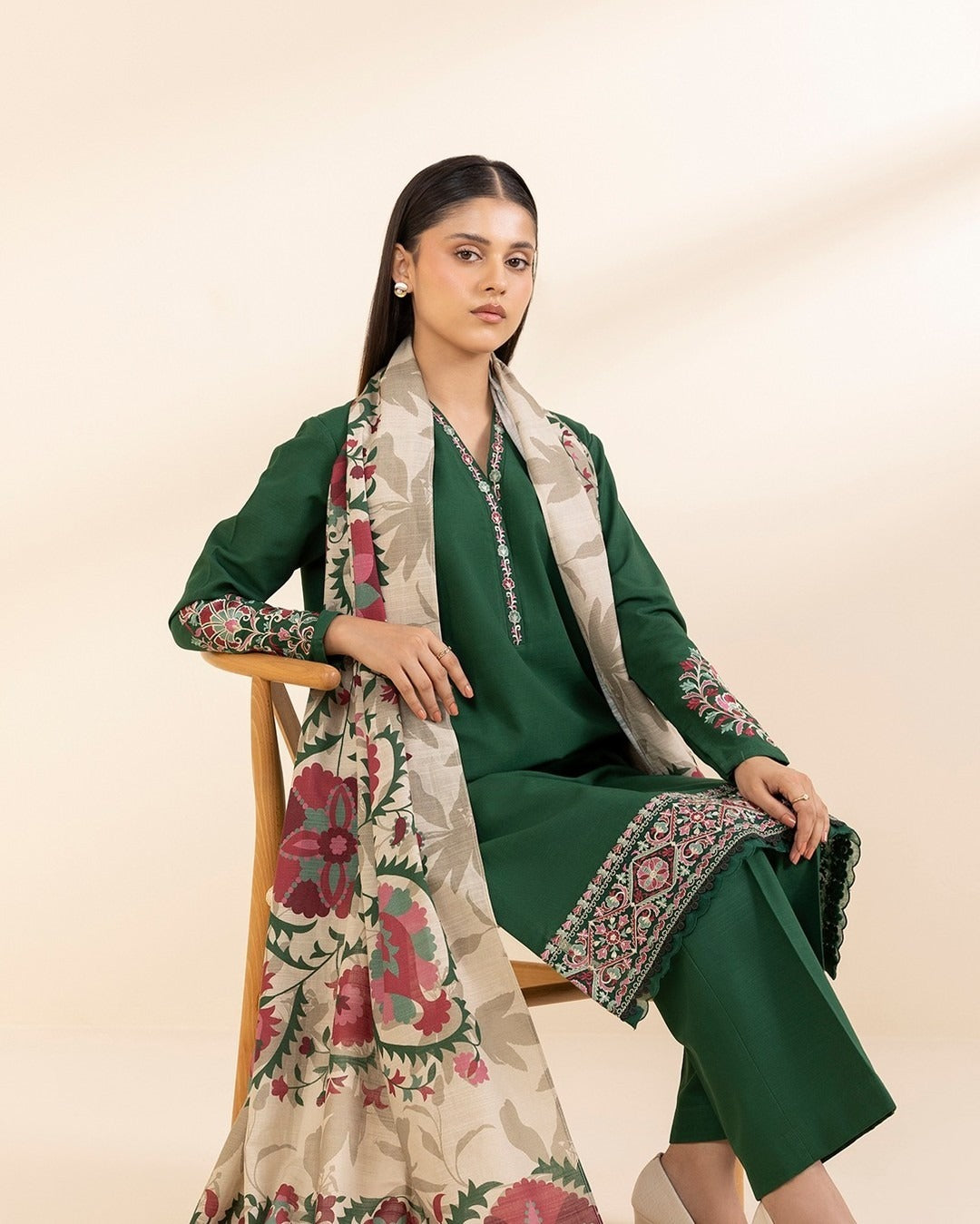 3PC EMBROIDERED KHADDAR DRESS RO - 422
