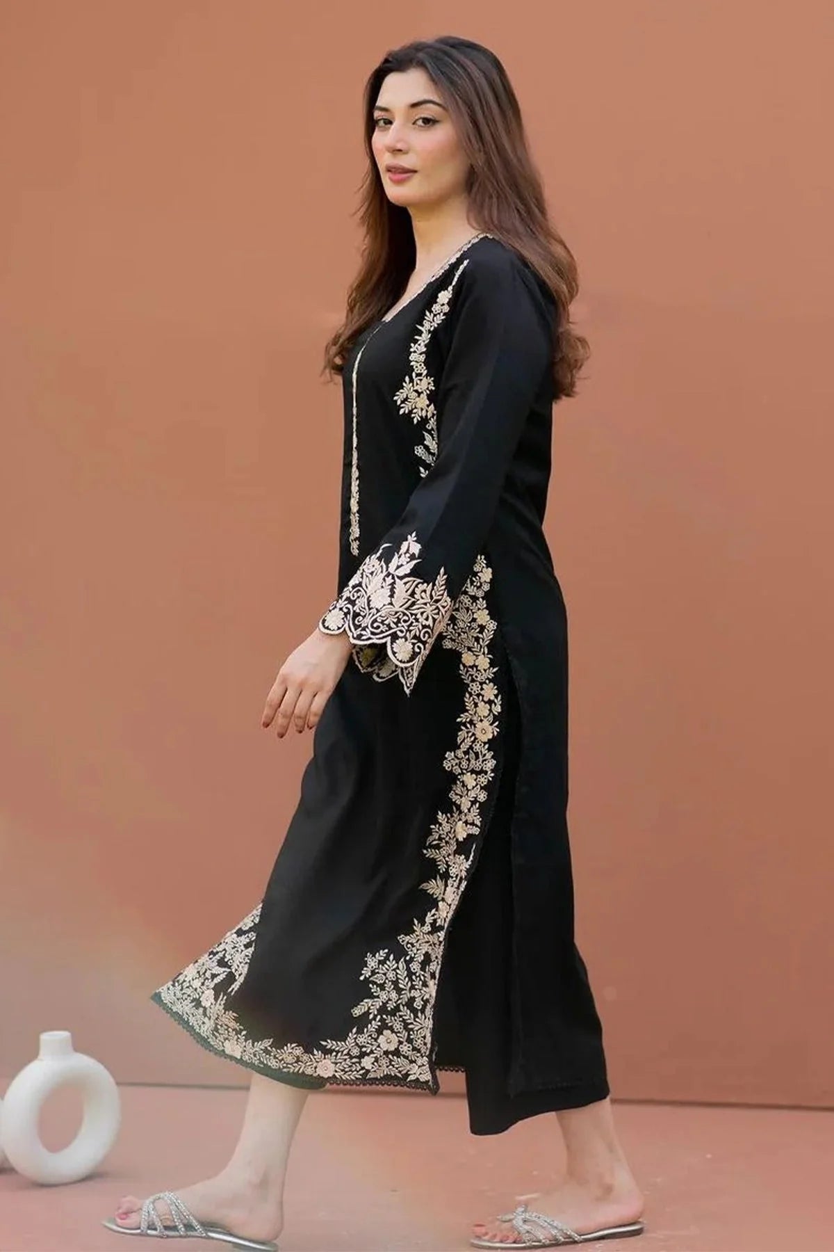 2PC EMBROIDERED DHANAK DRESS RO - 404