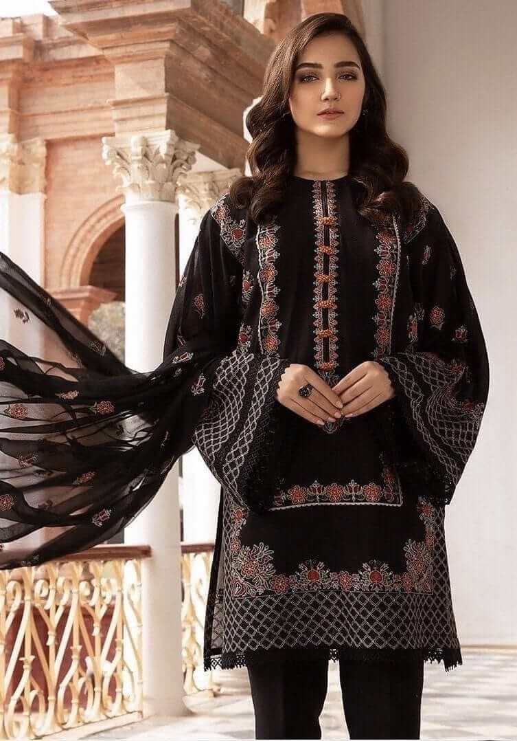 3PC EMBROIDERED LAWN SUIT  - RO-187