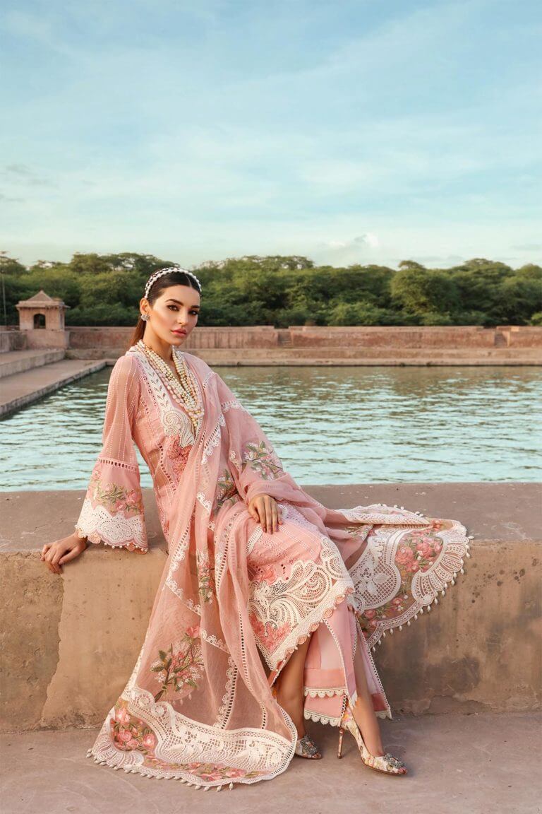 3PC EMBROIDERED LAWN SUIT  - RO-186