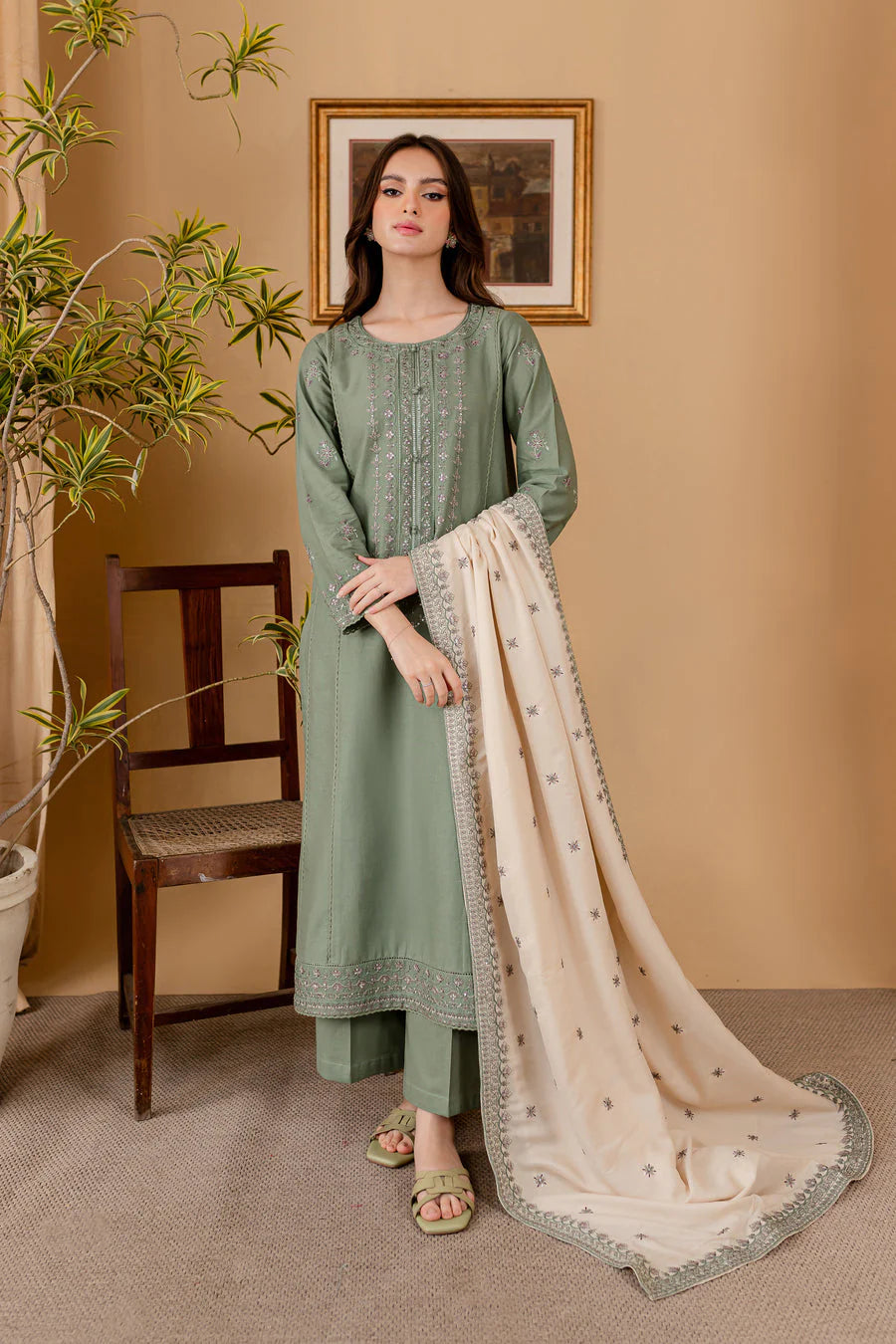 3PC EMBROIDERED DHANAK DRESS RO - 567